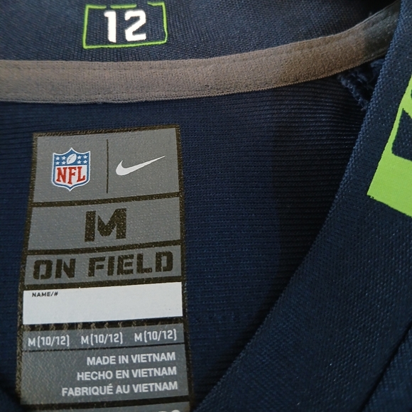 Nike On Field Seattle Seahawks Russell Wilson #3 Jersey Boys Size Medium (10/12) - Picture 3 of 4